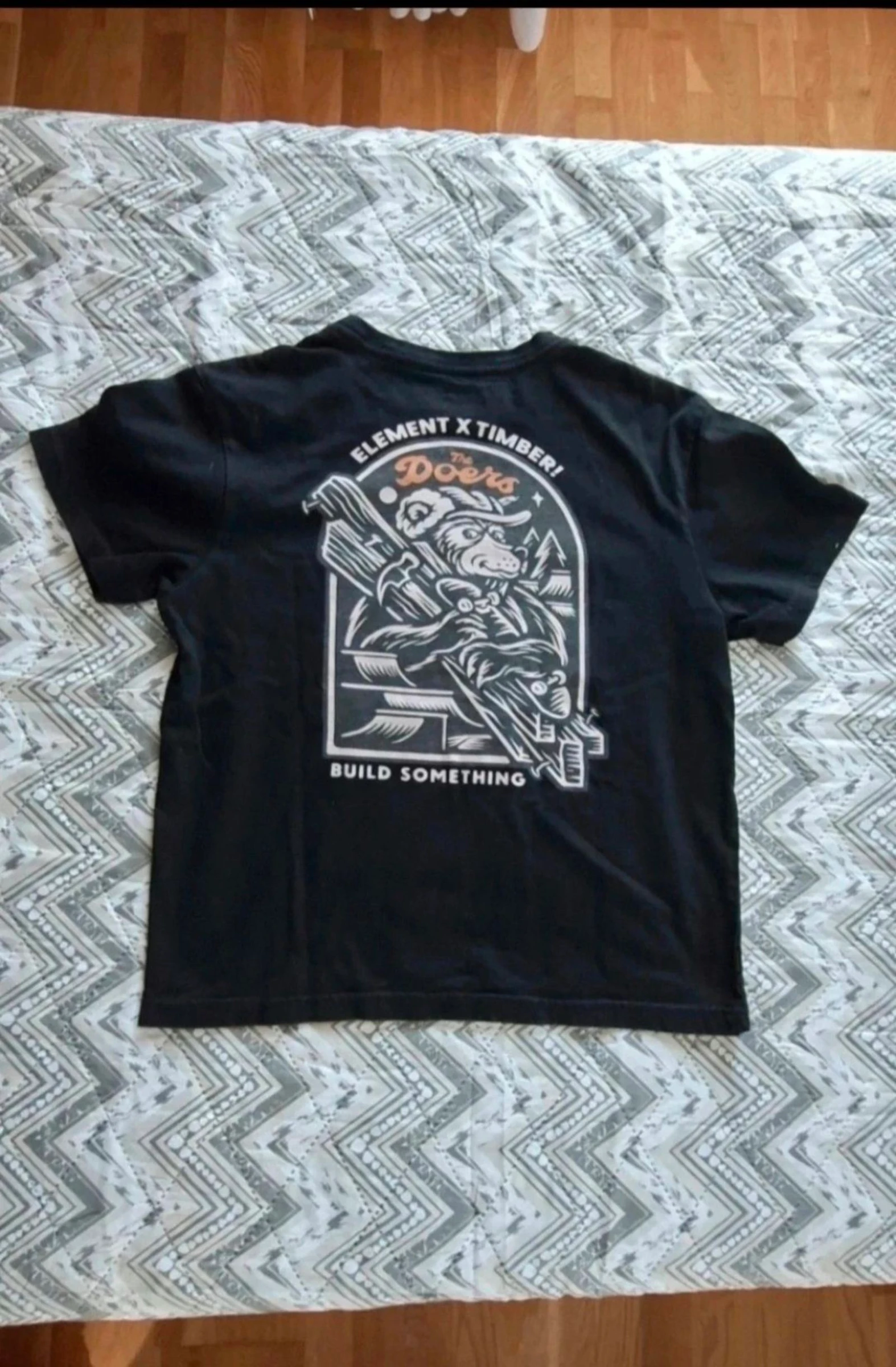 Camiseta Element x Timber! The Doers. Tamanho 12. – photo 2